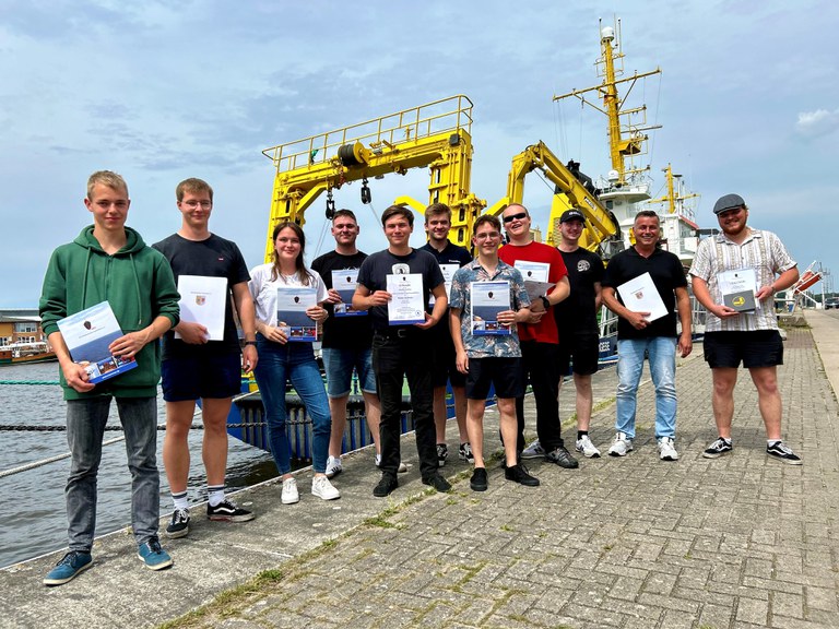 HRO 02-24 AP1 + AP2.jpg