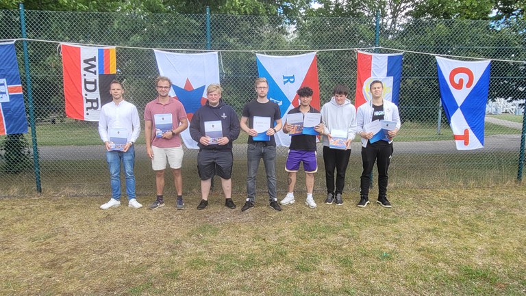 AP1 Prüflinge 2022-T2-AP1.jpg