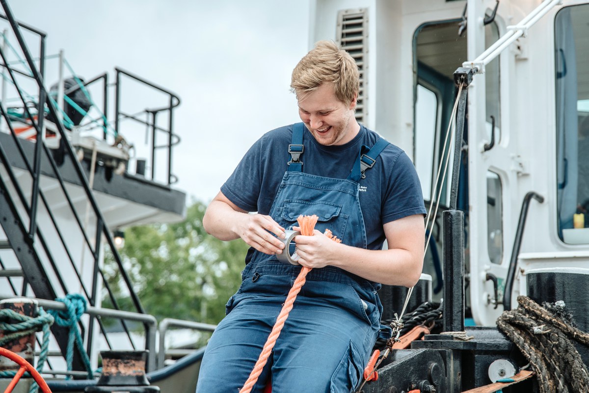 Bild des Monats: Ausbildung Schiffsmechaniker H. Schramm Towage